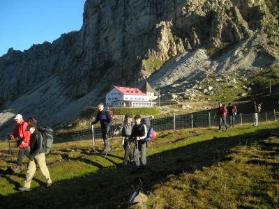 001-Aufbruch an der Tierser-Alpl-Huette